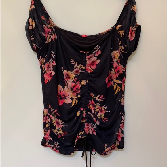 Guess Floral Top - Picture 5 of 8